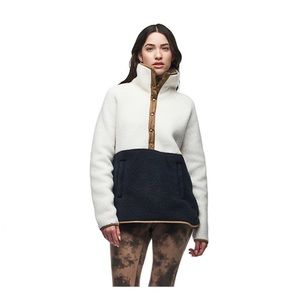 Indyeva Pecora High Neck Pullover Sweater